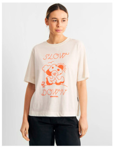 Camiseta Slow Down Blanco Roto