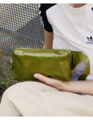 Bolso Riñonera de Piel hecho a mano The Hands