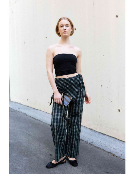 Bolso Minimal de Piel hecho a mano The Hands