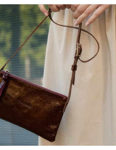 Bolso Minimal de Piel hecho a mano The Hands