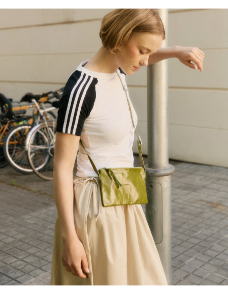 Bolso Minimal de Piel hecho a mano The Hands