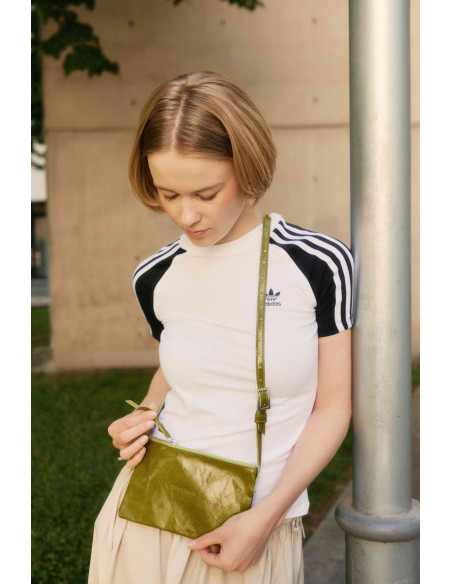Bolso Minimal de Piel hecho a mano The Hands