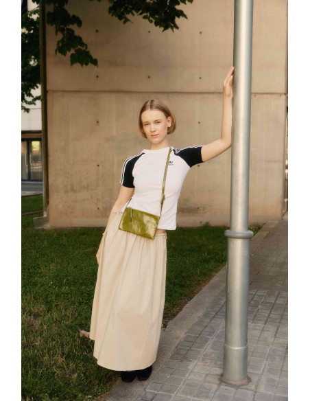 Bolso Minimal de Piel hecho a mano The Hands