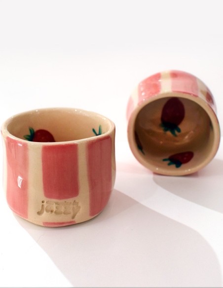 Taza Fresas Cerámica Hecha a Mano