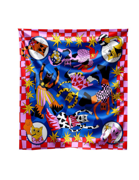 Medium Scarf Cats by Juani Bengali